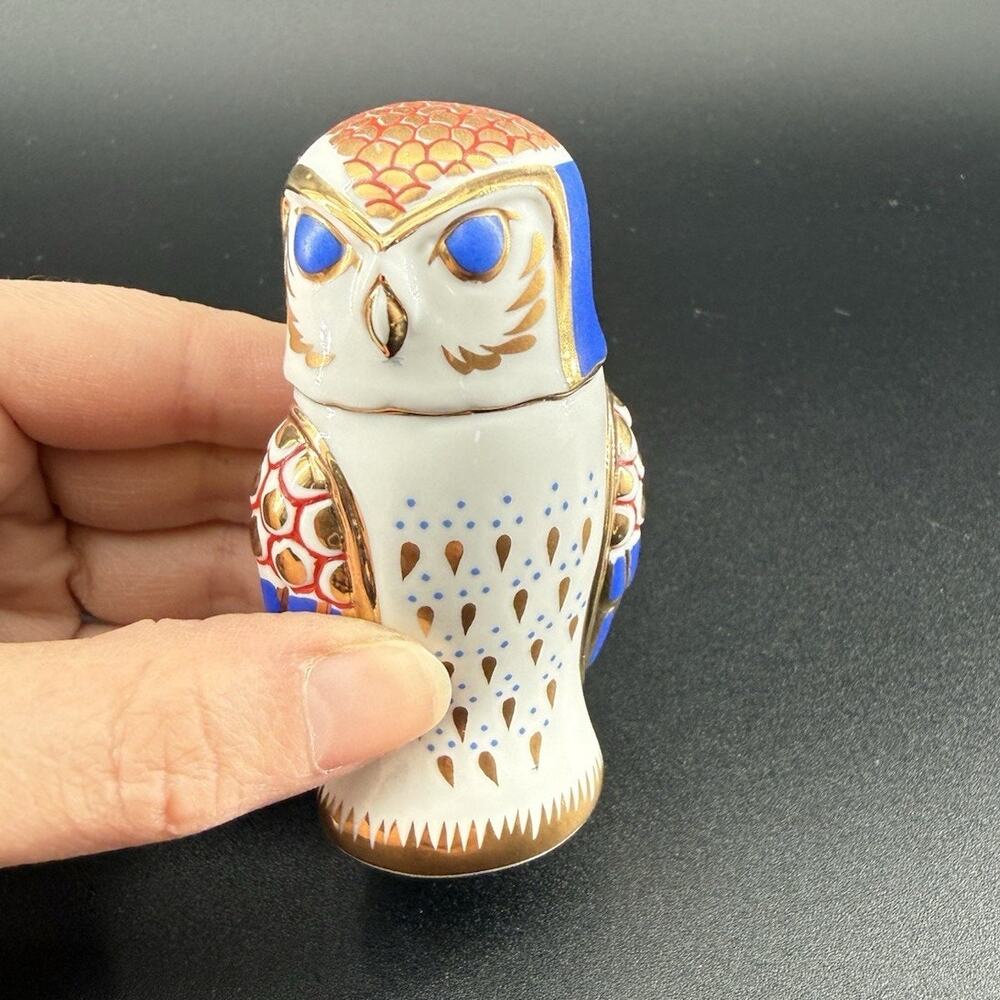 The Franklin Mint Collector TREASURY OF OWLS Imari Porcelain Figurine Vintage